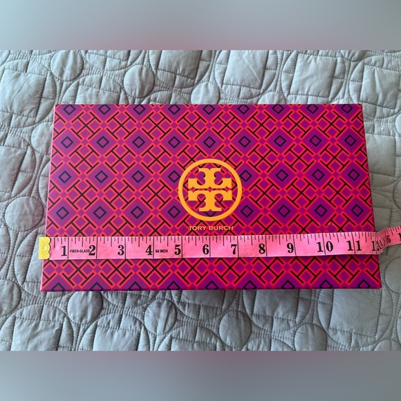 Tory Burch Pink and Orange Patterned Box - Picture 9 of 13